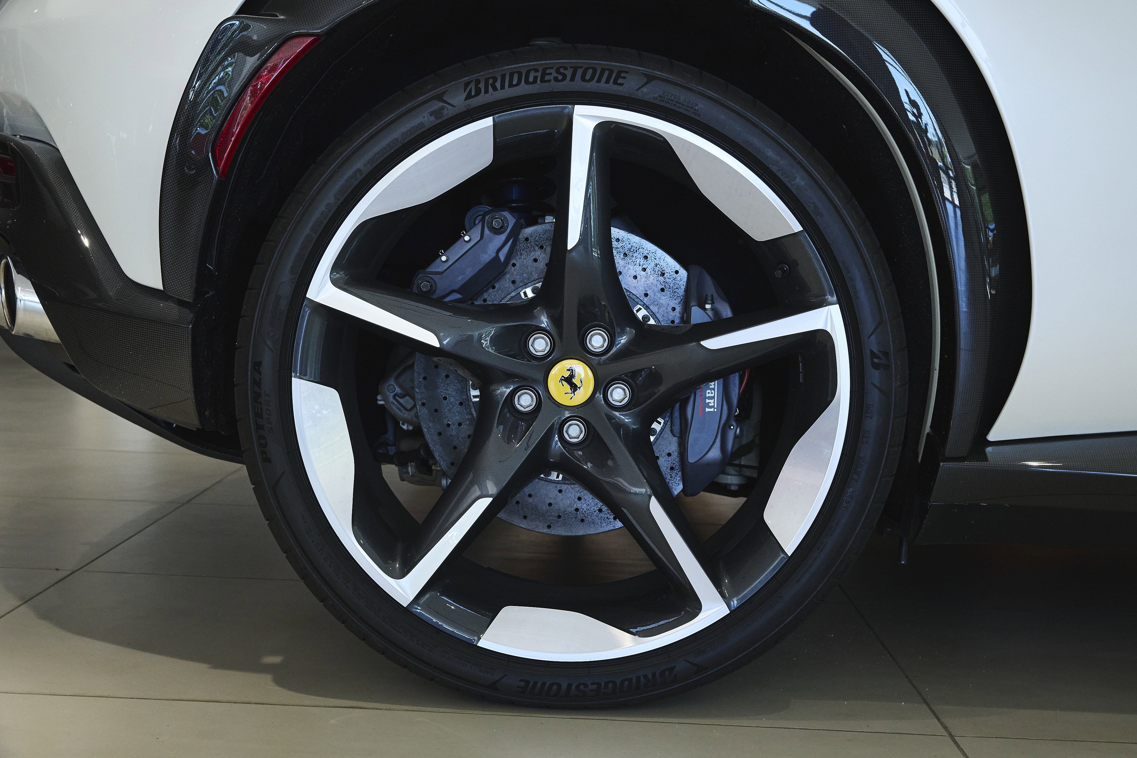 Used 2023 Ferrari Purosangue AWD/4WD image 43
