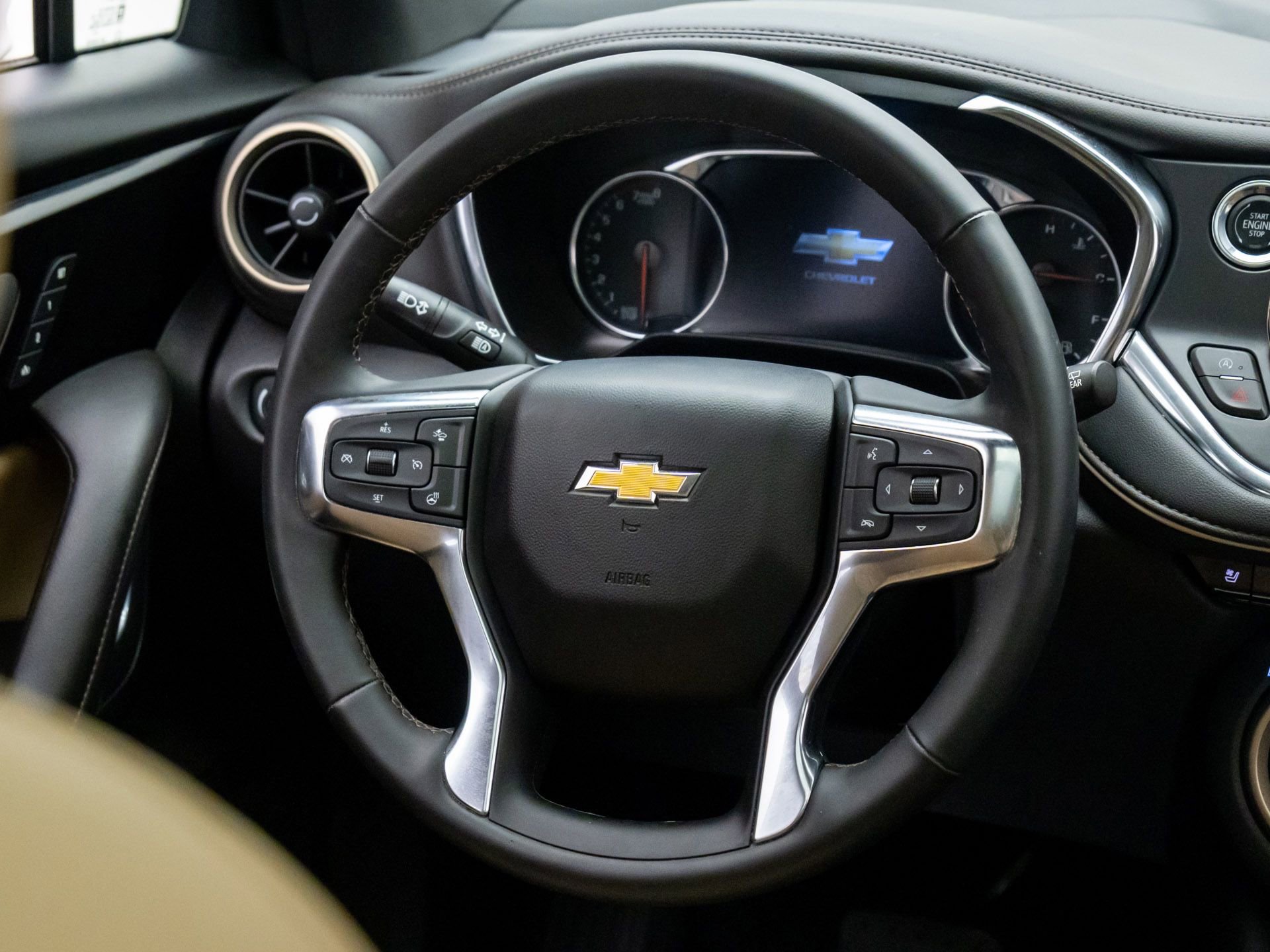 Used 2024 Chevrolet Blazer Premier w/ Driver Confidence II Package image 15