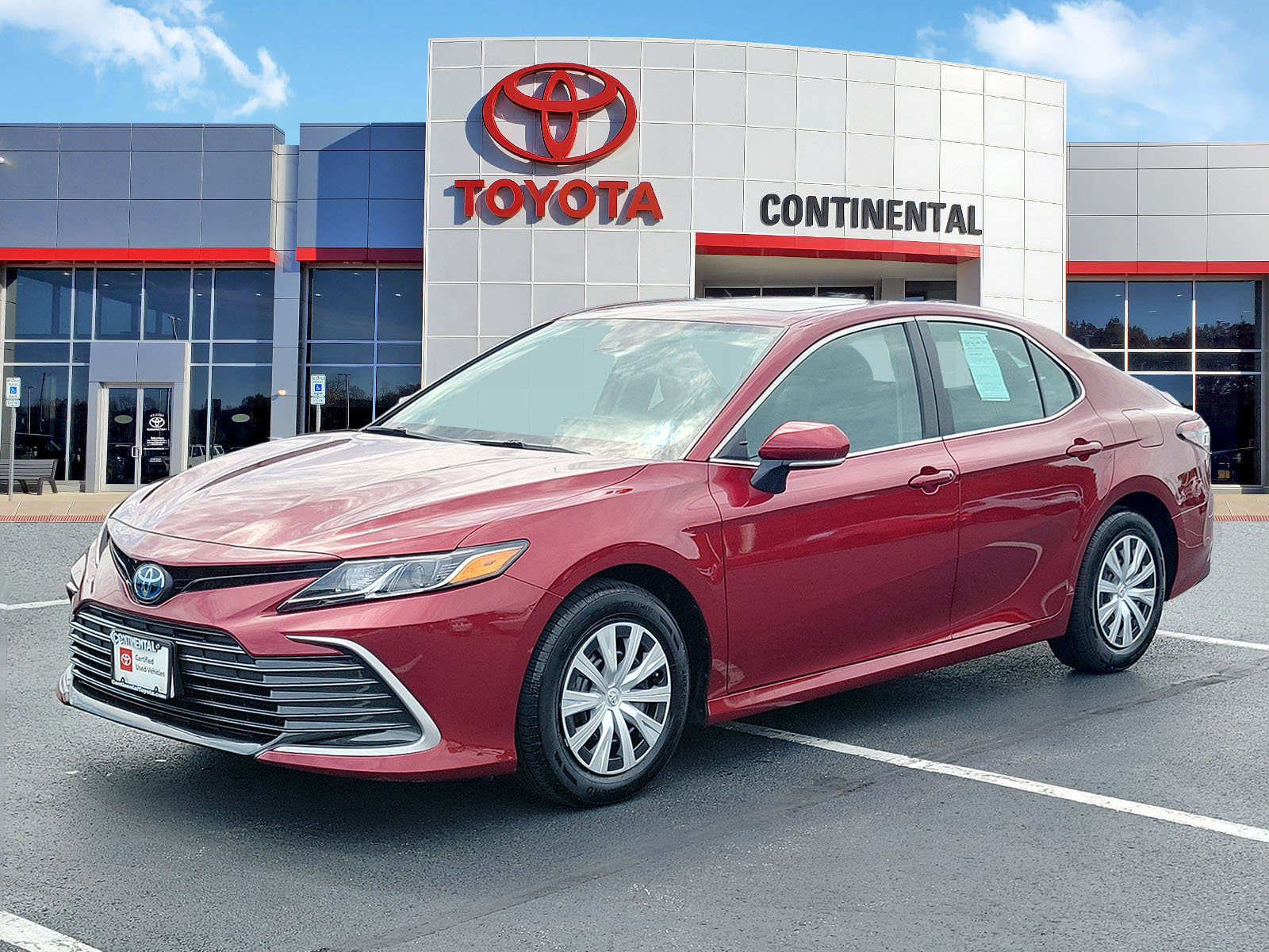 Certified 2022 Toyota Camry LE w/ Audio Upgrade Package FWD image 3