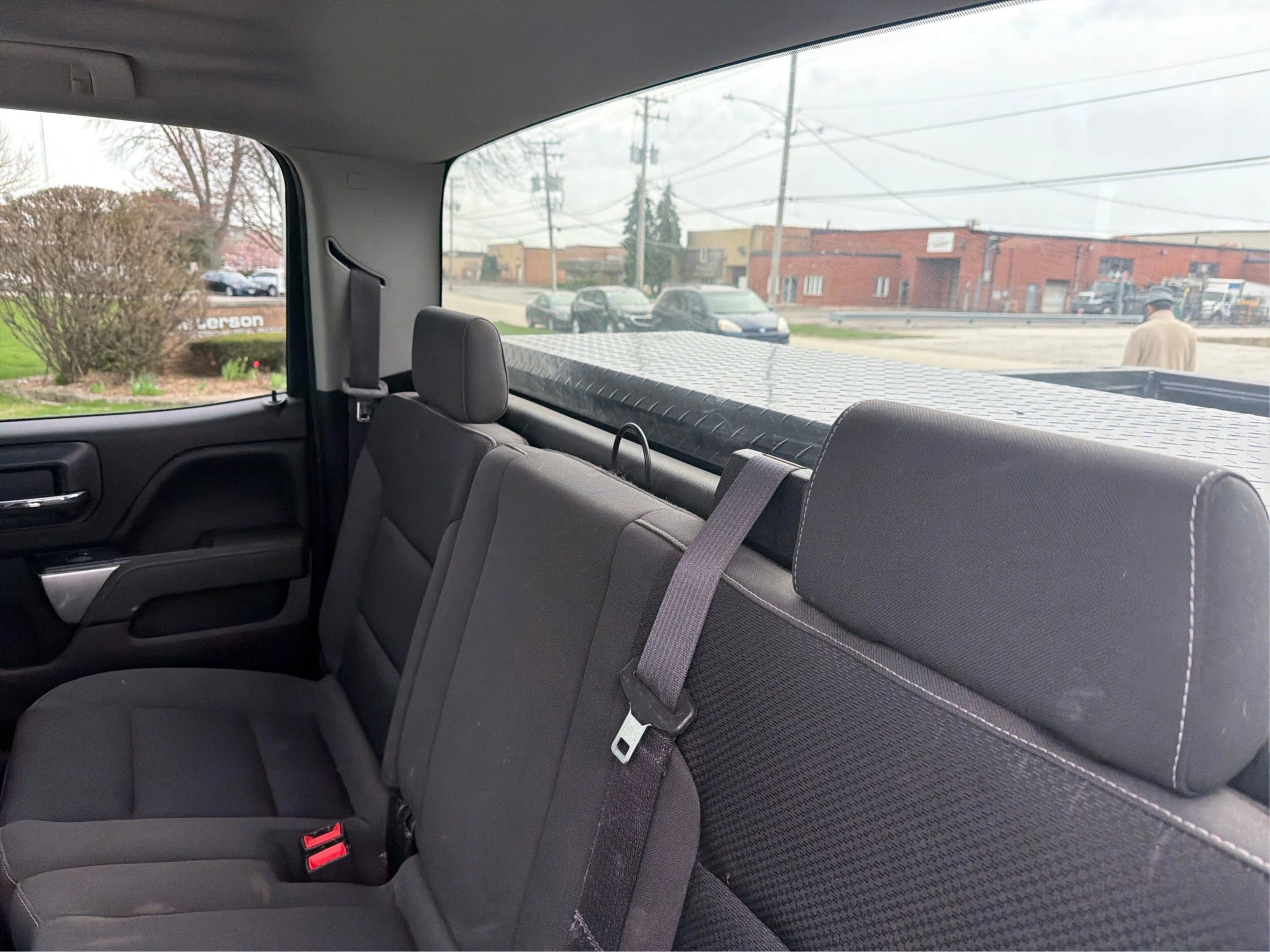 Used 2017 Chevrolet Silverado 1500 LT image 29