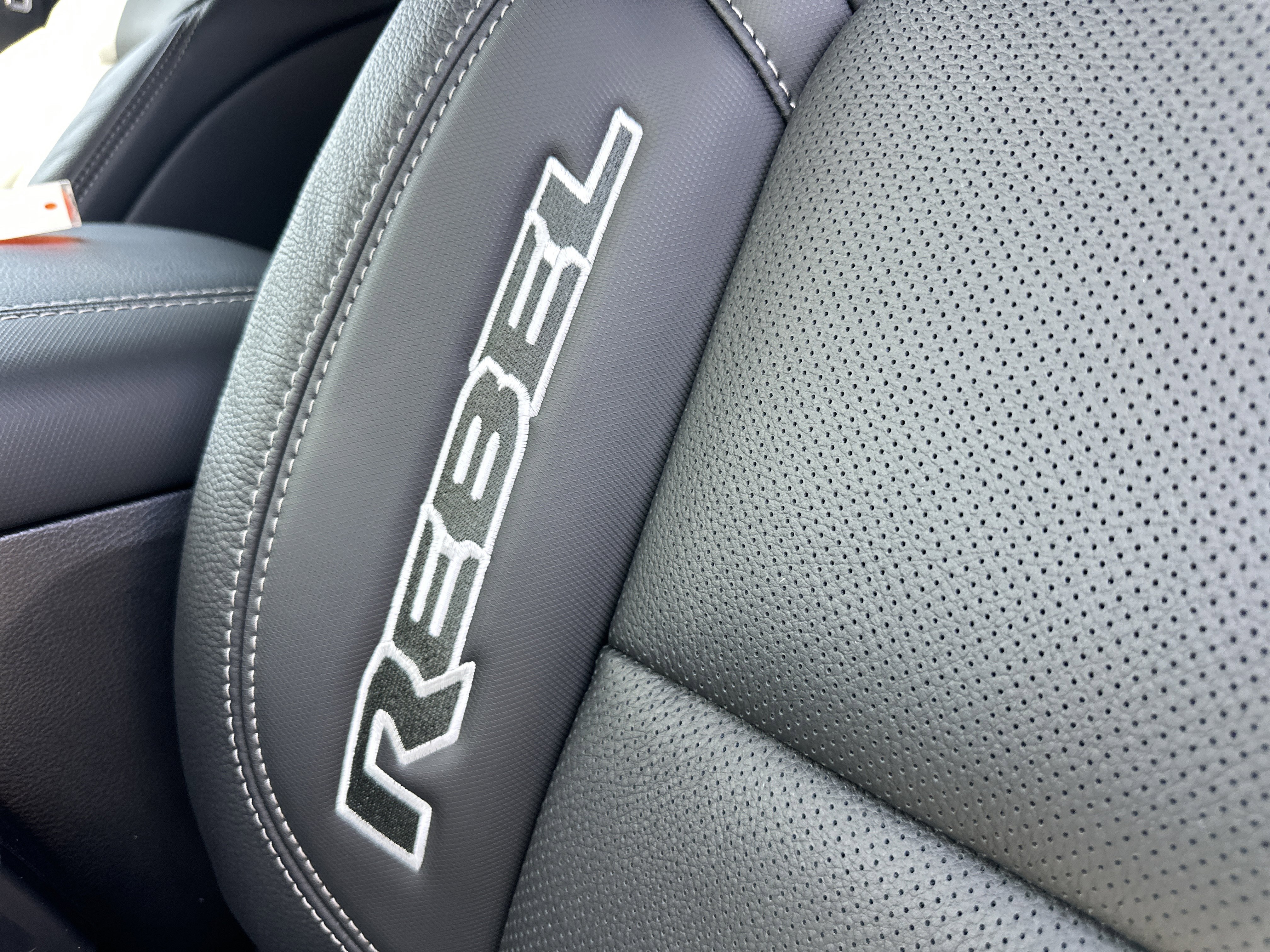 New 2026 RAM 1500 Rebel w/ Rebel Level 2 Equipment Group AWD/4WD image 17