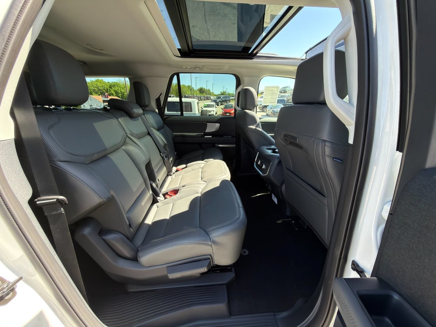 New 2026 Ford Expedition Max Active AWD/4WD image 10