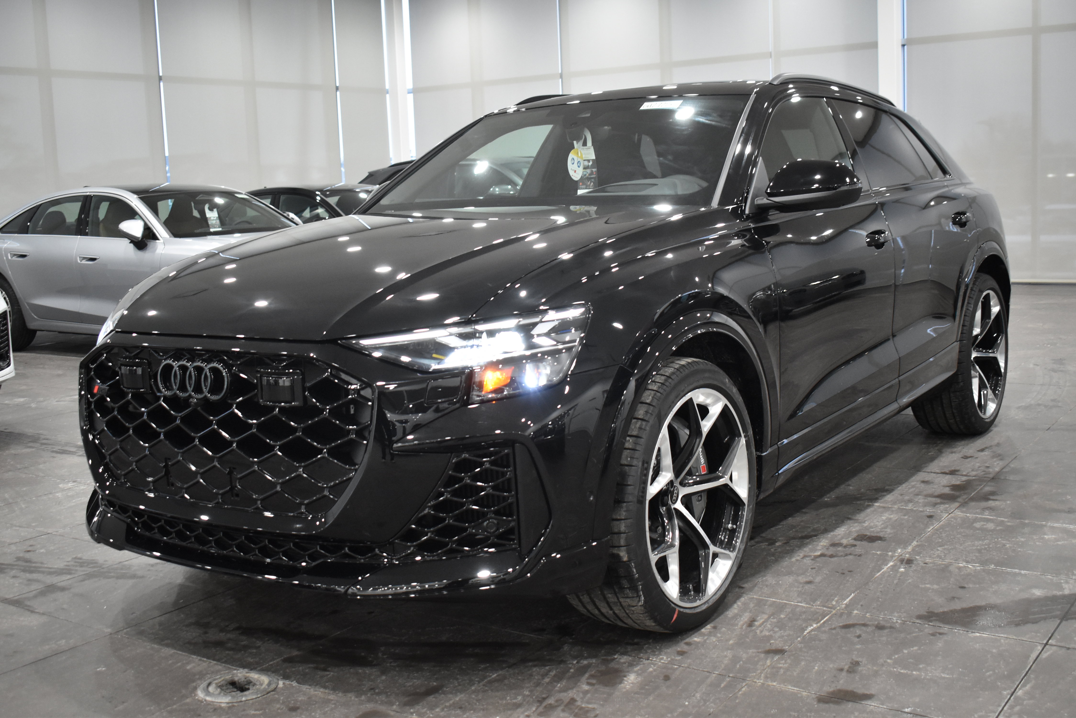 New 2026 Audi RS Q8 performance image 7