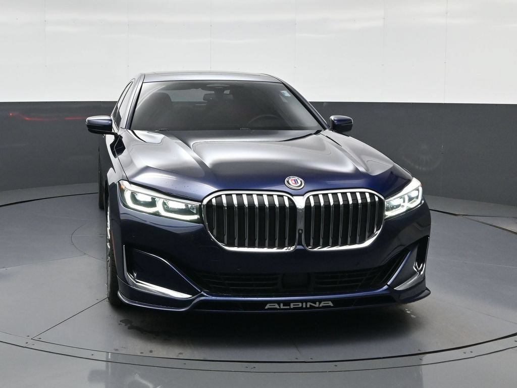 Used 2022 BMW ALPINA B7 xDrive AWD/4WD image 3