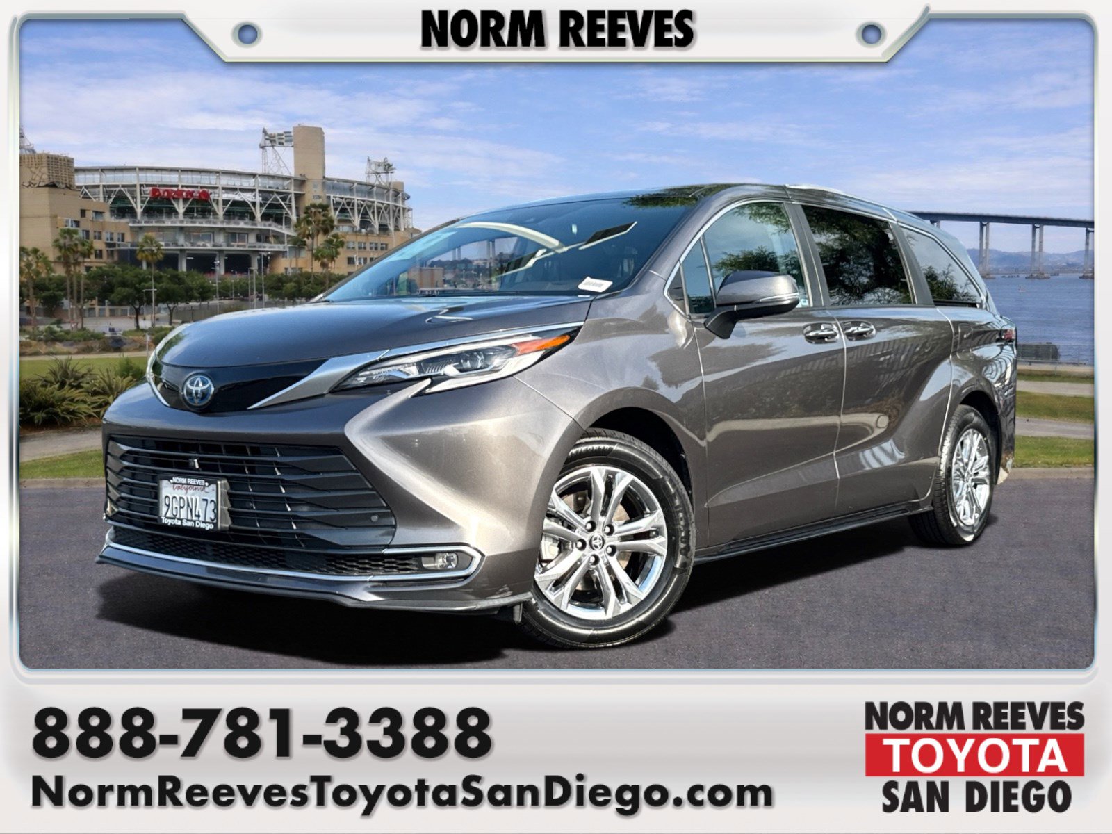 Used 2023 Toyota Sienna Platinum