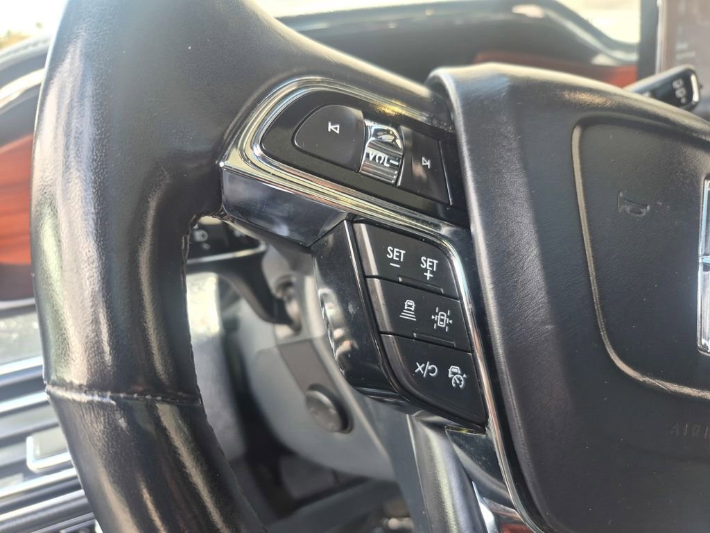 Used 2024 Lincoln Navigator Reserve image 20
