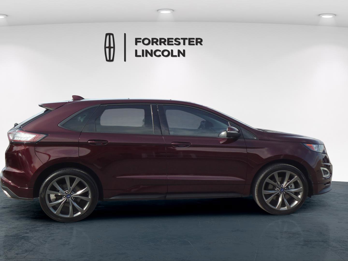 Used 2018 Ford Edge Sport w/ Equipment Group 401A AWD/4WD image 2