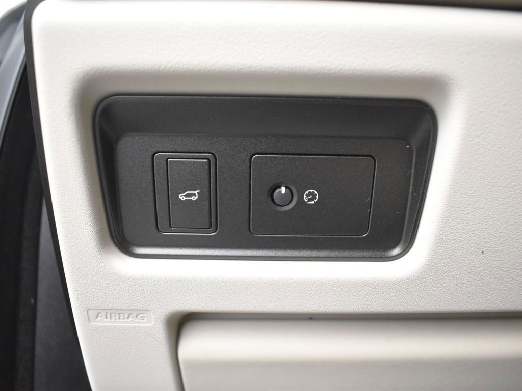 Used 2019 Land Rover Range Rover Evoque HSE Dynamic image 25