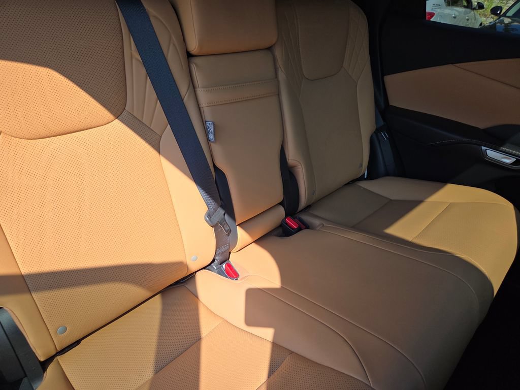 Certified 2025 Lexus RX 350 AWD image 32