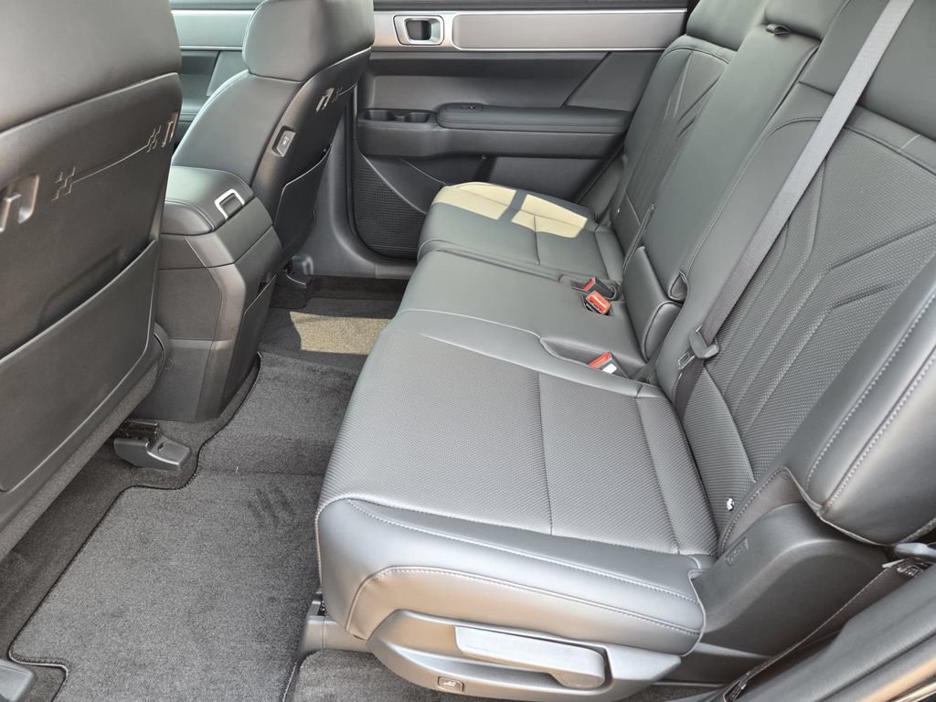 New 2027 Hyundai Santa Fe SEL FWD image 23