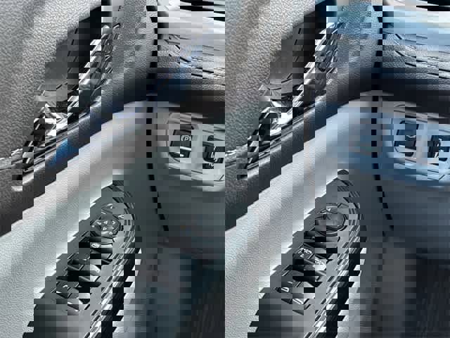 Used 2021 GMC Acadia SLT w/ Trailering Package image 39