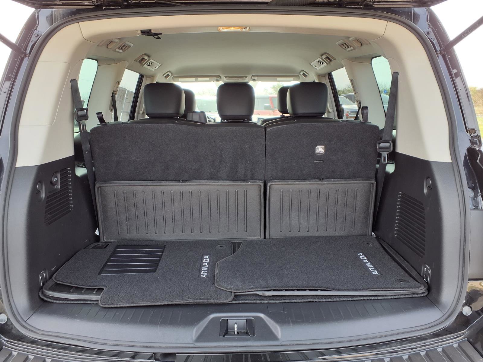 Used 2023 Nissan Armada SV w/ Cargo Package image 11