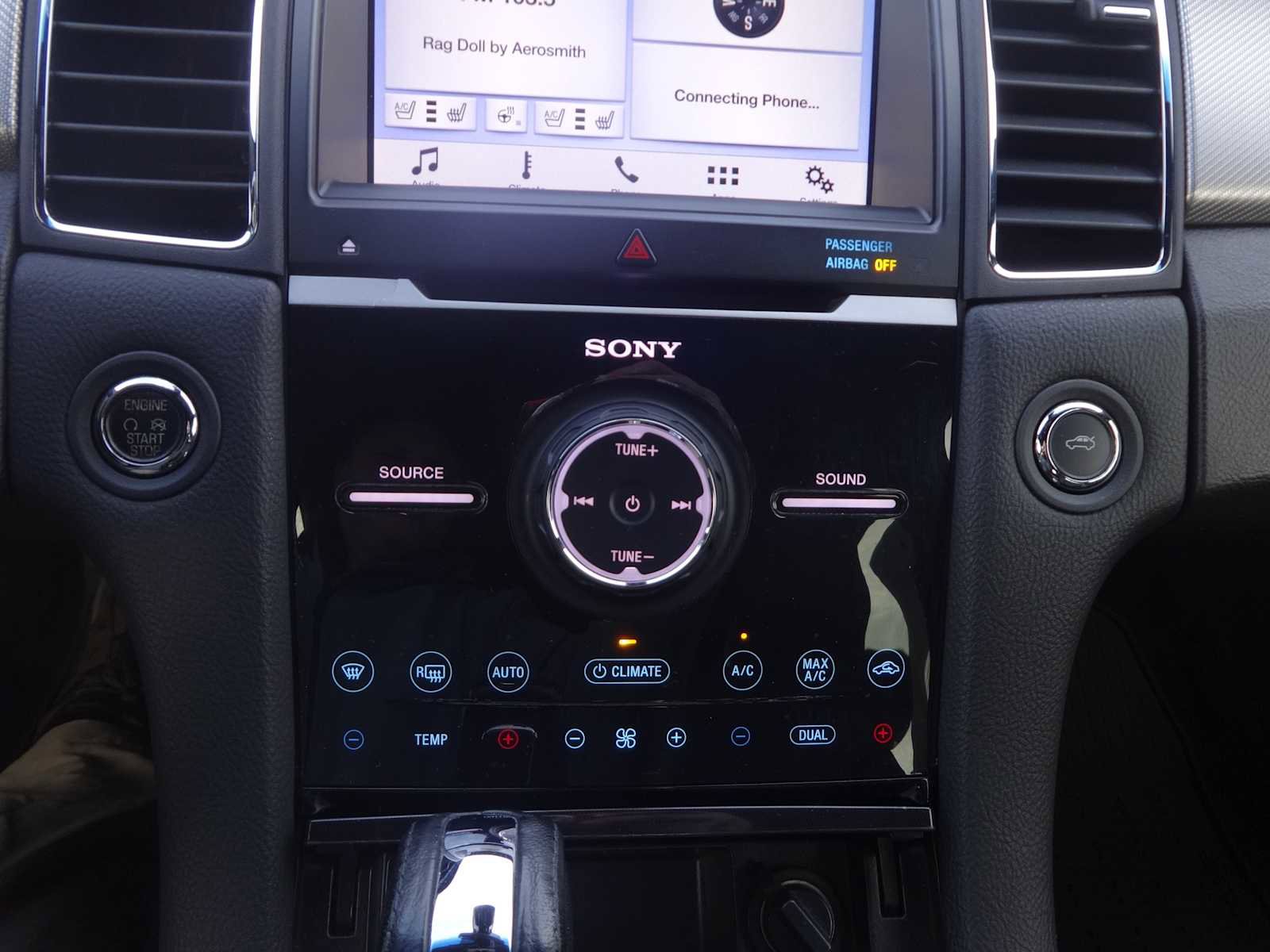 Used 2019 Ford Taurus SHO image 13