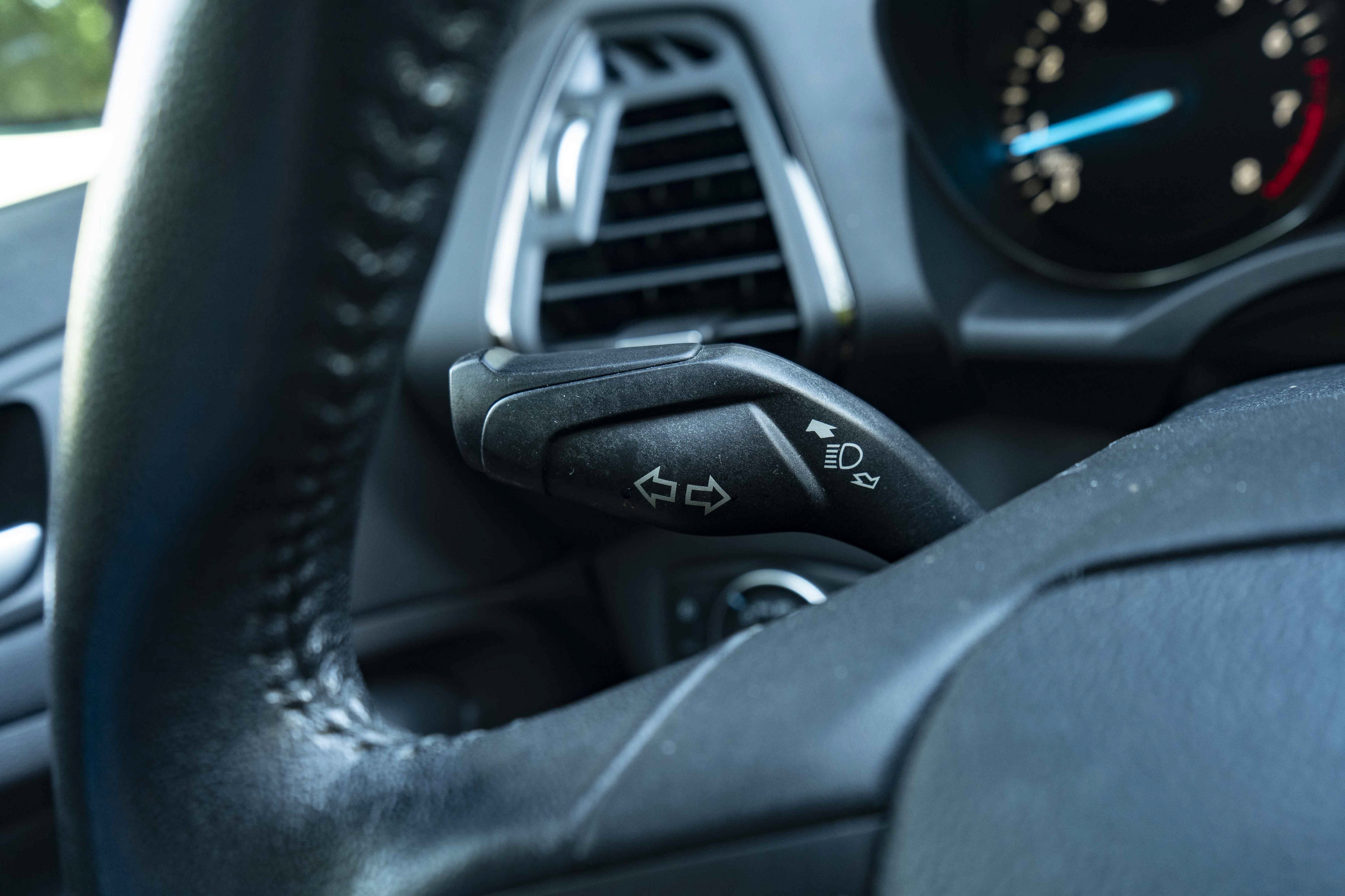 Used 2018 Ford Escape SEL FWD image 23