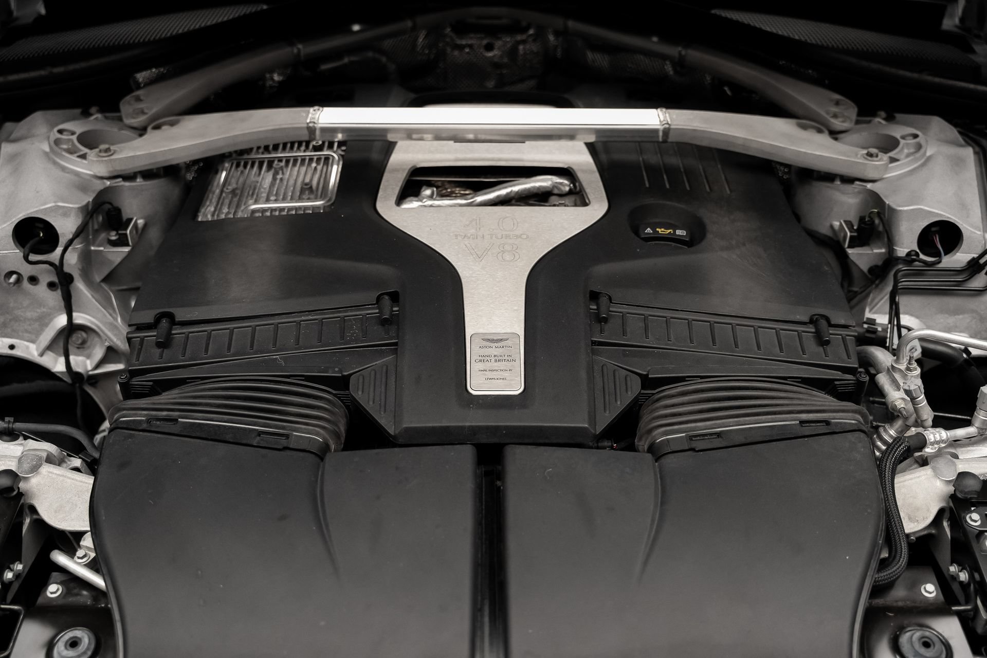 Used 2023 Aston Martin DBX AWD/4WD image 72
