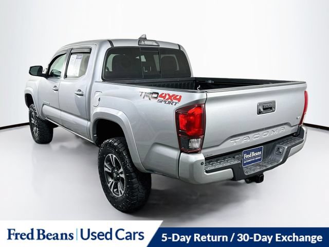 Used 2019 Toyota Tacoma TRD Sport w/ Technology Package AWD/4WD image 8