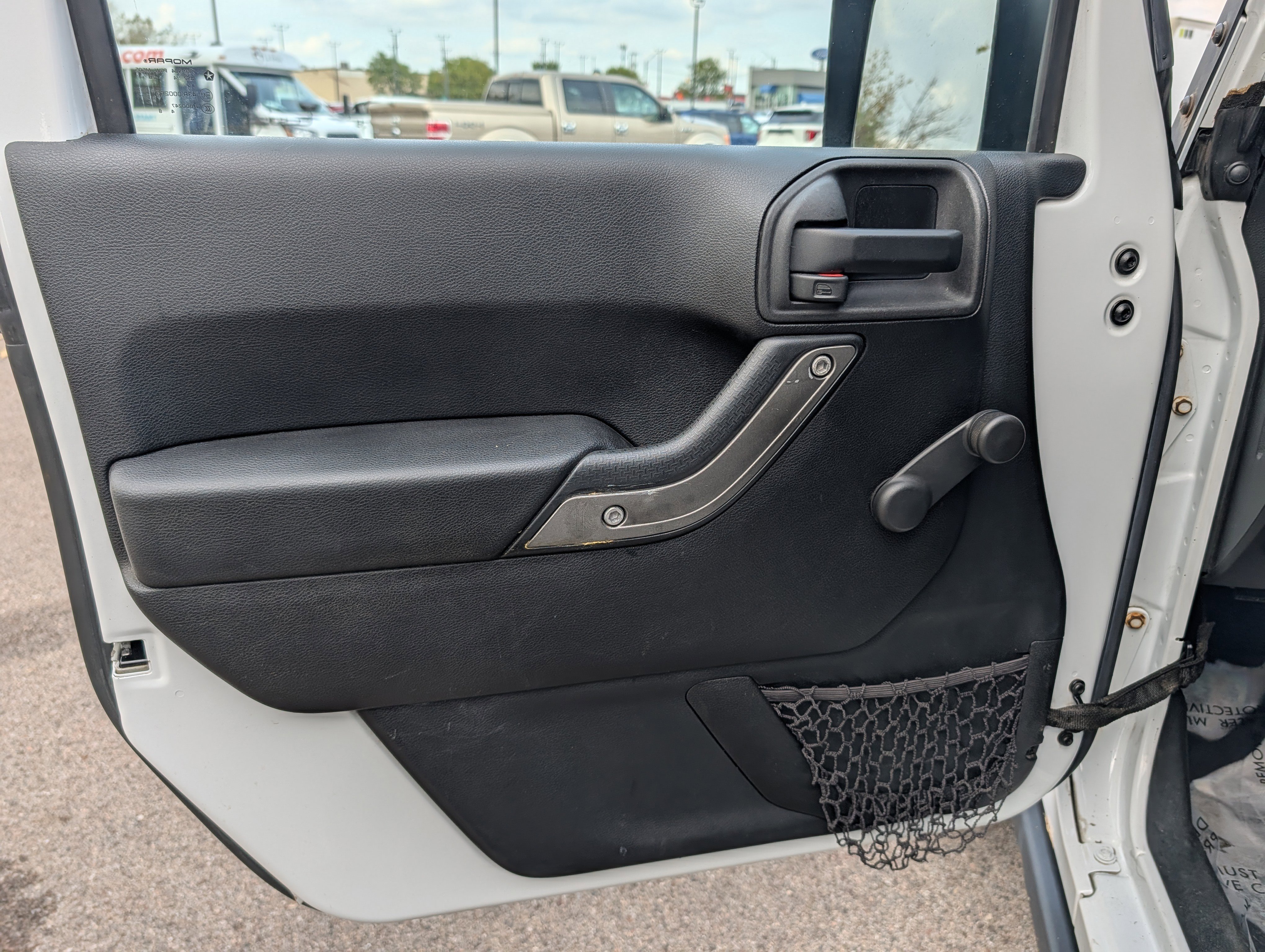 Used 2015 Jeep Wrangler Sport image 24