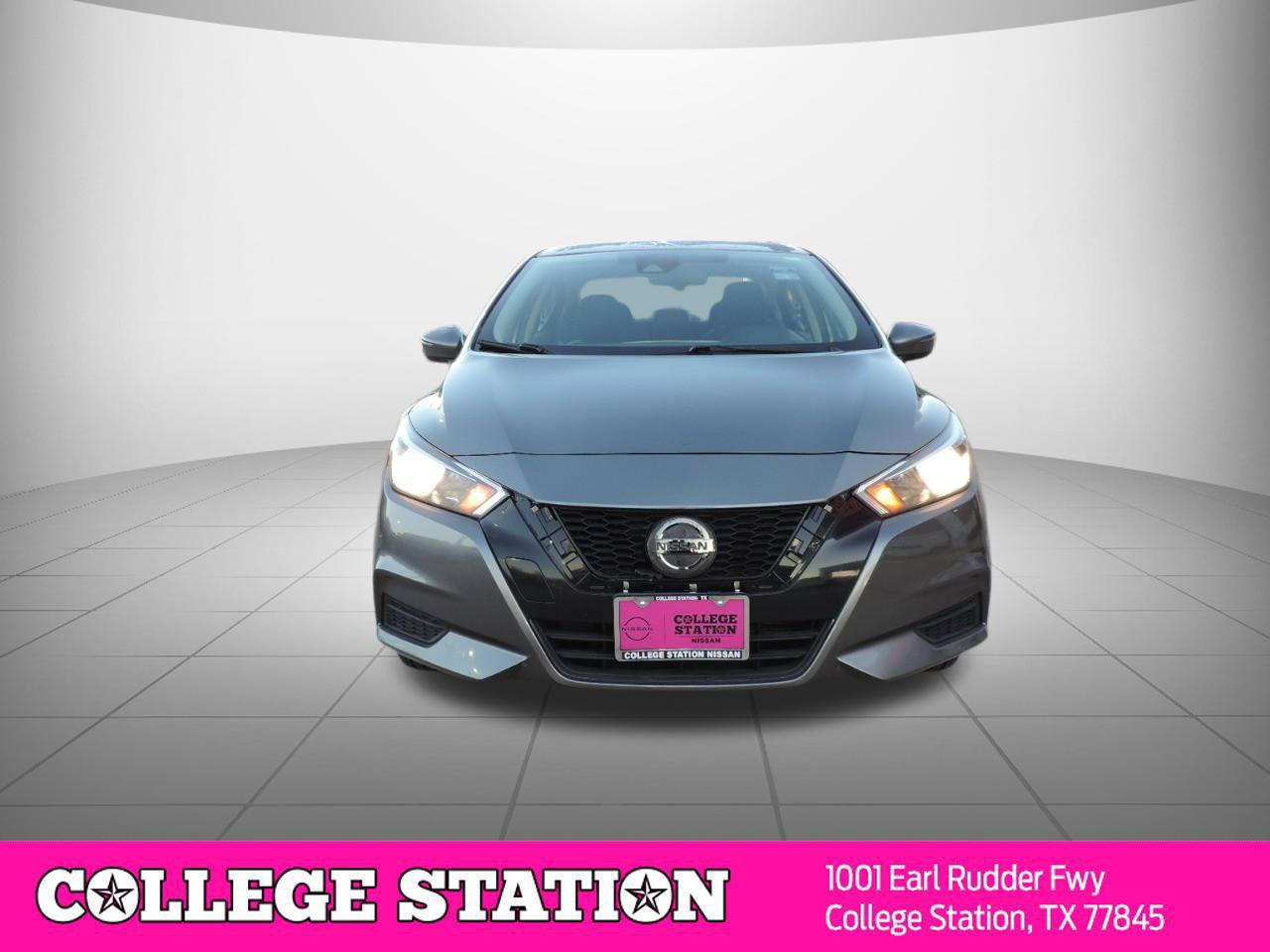 Used 2020 Nissan Versa SV FWD image 9