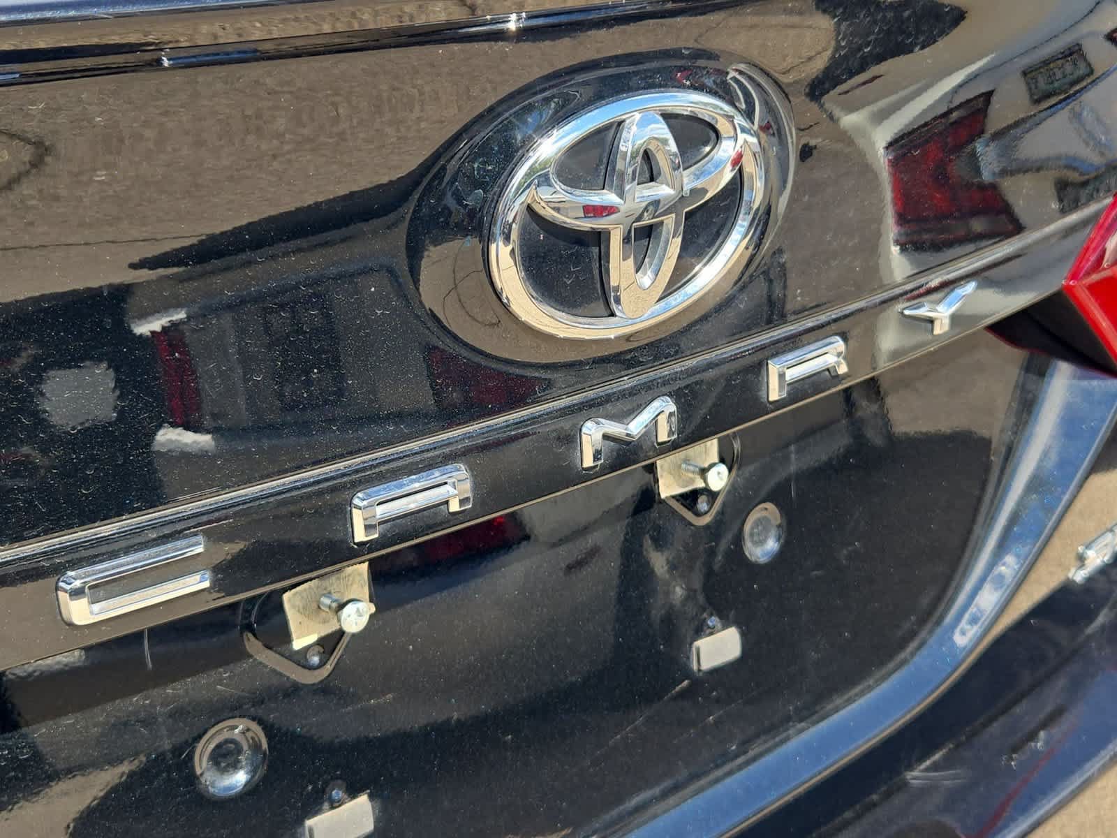 Used 2024 Toyota Camry SE FWD image 13