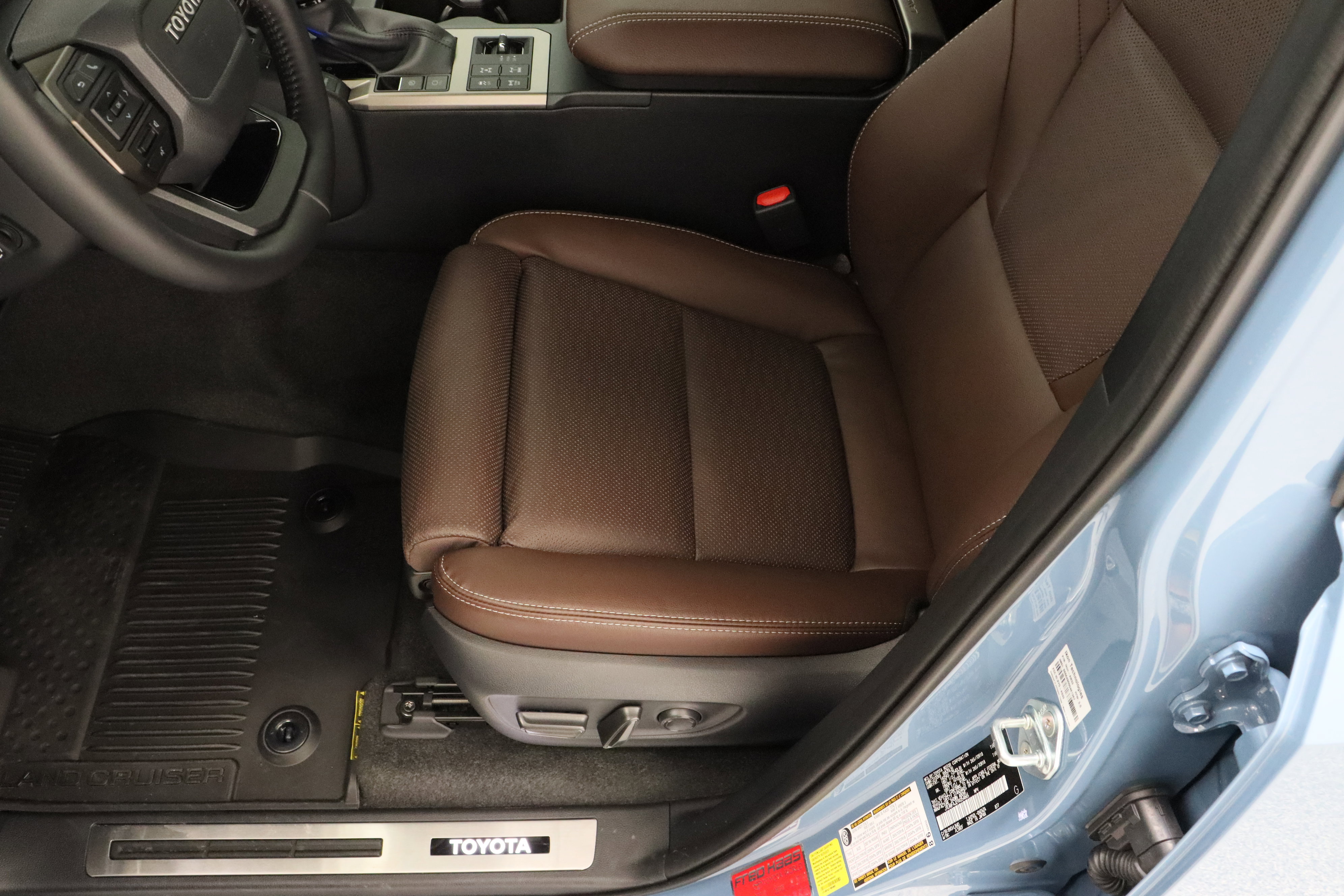 Certified 2026 Toyota Land Cruiser w/ Premium Package image 15