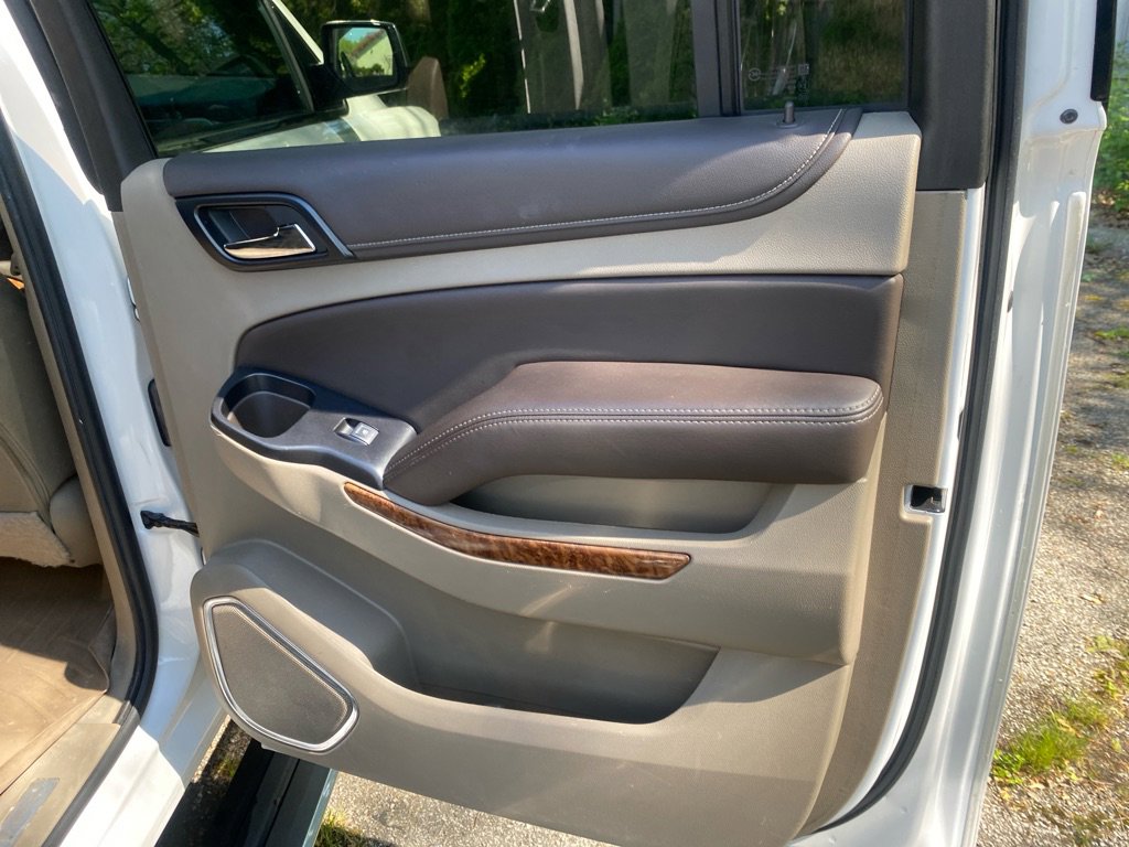Used 2020 Chevrolet Suburban Premier AWD/4WD image 28