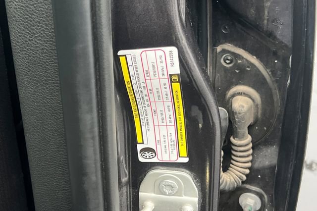 Used 2024 RAM 1500 Classic SLT image 38