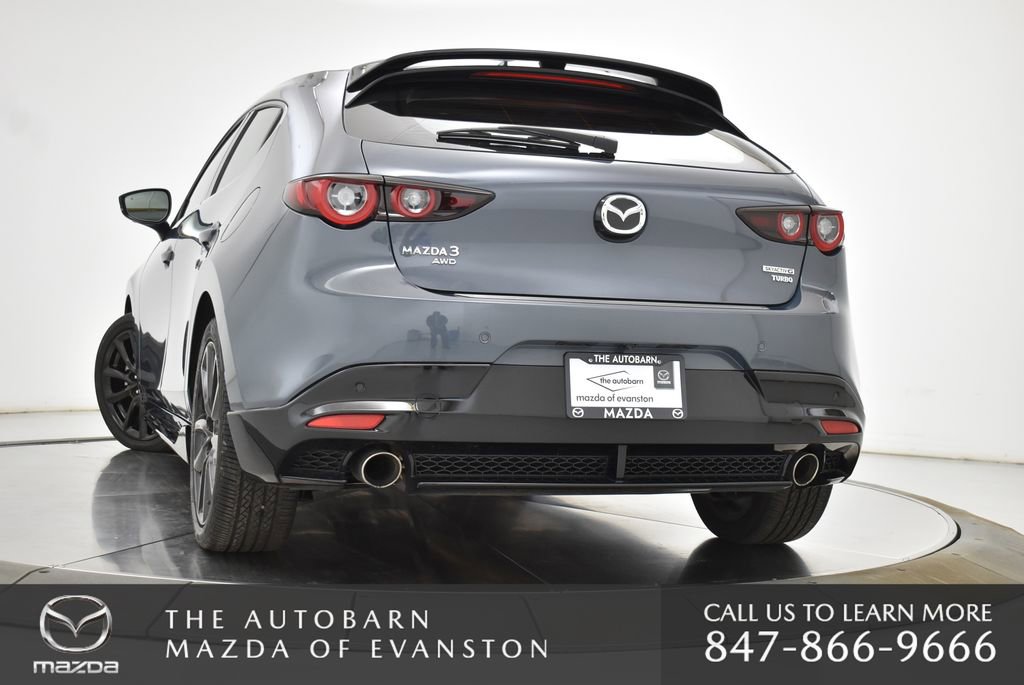 Used 2025 MAZDA MAZDA3 Hatchback w/ Appearance Package image 9