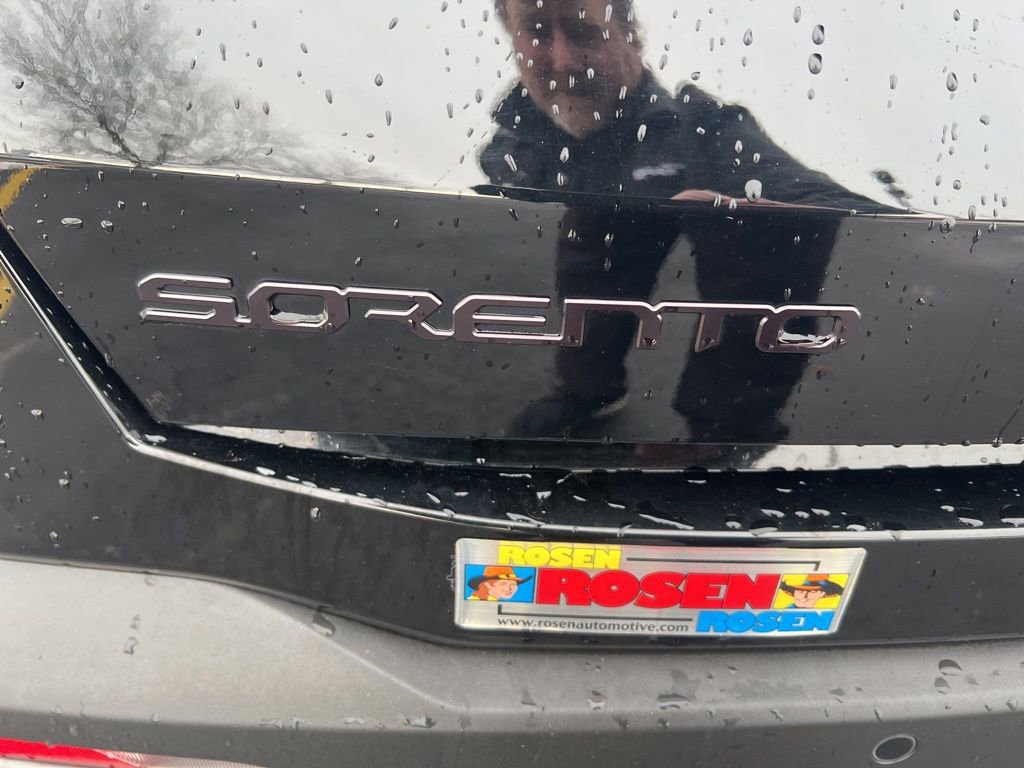 Certified 2025 Kia Sorento X-Line EX image 33