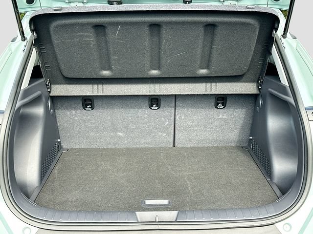 Used 2025 Hyundai Kona SEL FWD image 24