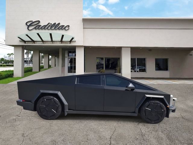 Used 2024 Tesla Cybertruck AWD Crew Cab image 6