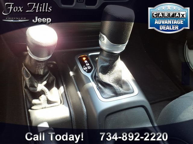 Used 2020 Jeep Gladiator Sport w/ Quick Order Package 24S AWD/4WD image 22
