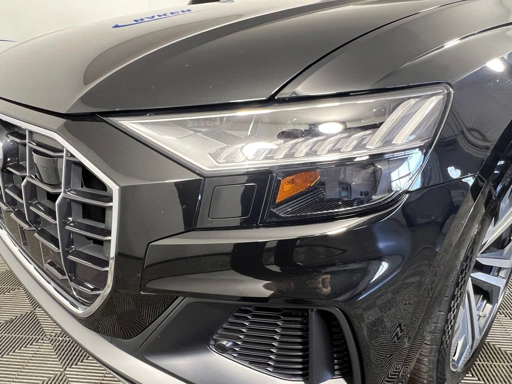 Used 2022 Audi Q8 Prestige AWD/4WD image 34