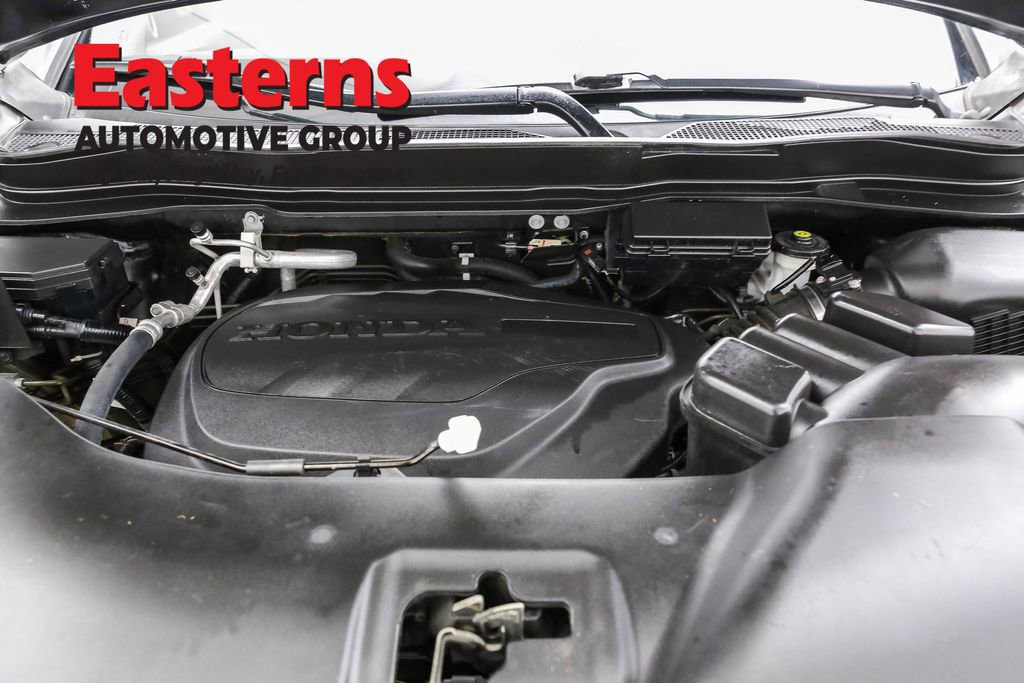 Used 2021 Honda Pilot Touring image 7