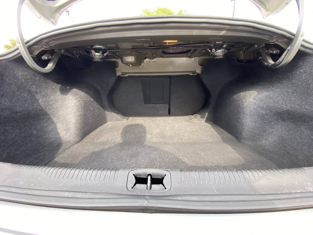 Used 2017 Chrysler 200 Limited Platinum FWD image 35