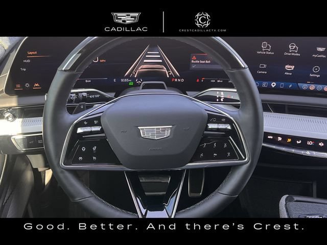 Used 2025 Cadillac Optiq Luxury 2 w/ LPO, Floor Liner Package AWD/4WD image 16