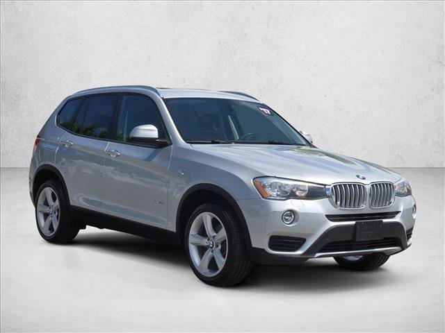 Used 2017 BMW X3 sDrive28i image 3