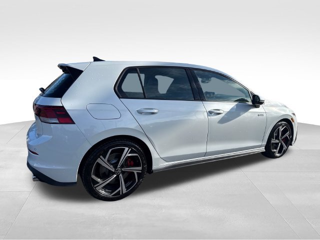 New 2026 Volkswagen GTI SE FWD image 7