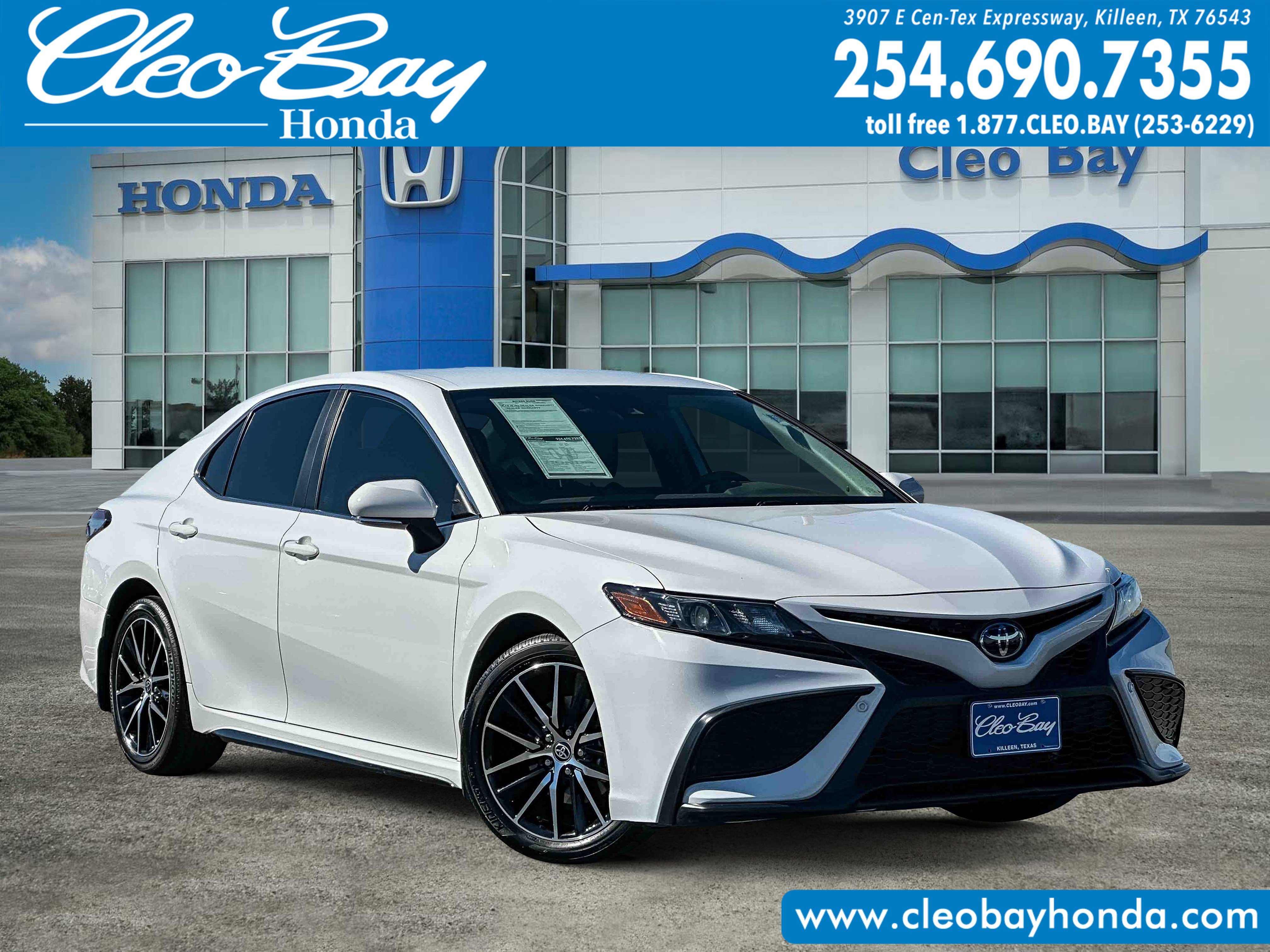 Used 2023 Toyota Camry SE