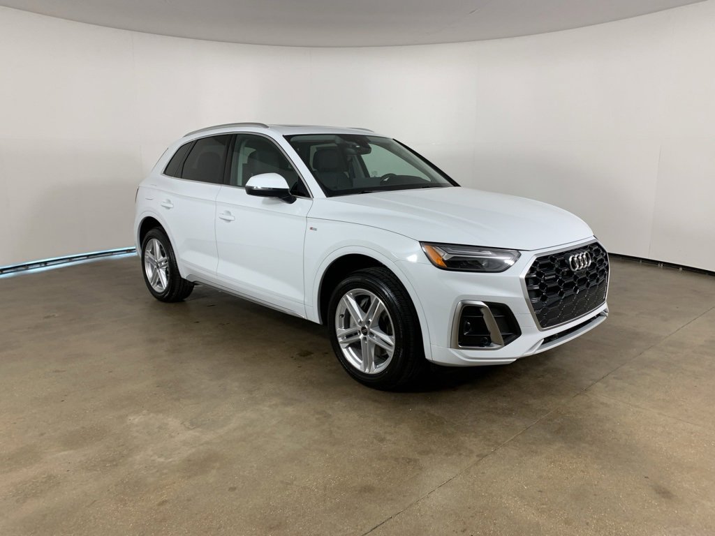 Used 2024 Audi Q5 e Premium Plus image 4