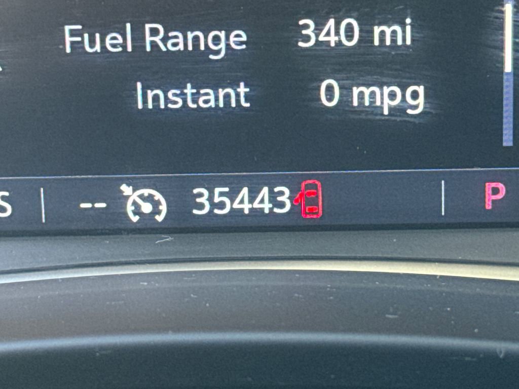 Certified 2024 GMC Terrain SLT image 28