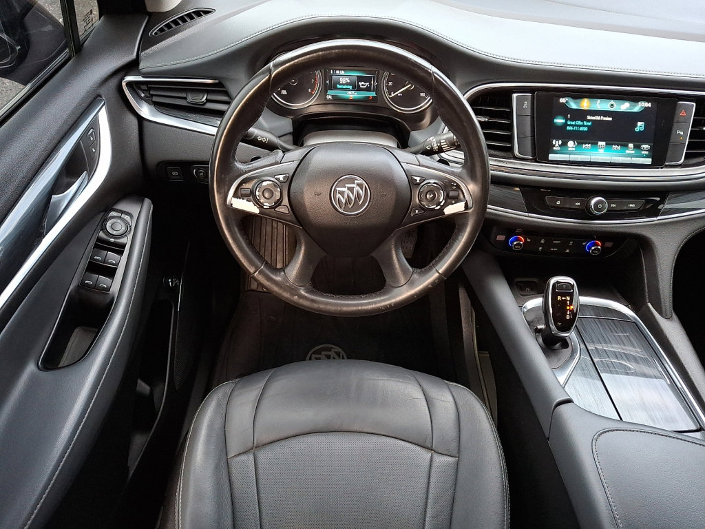 Used 2019 Buick Enclave Essence FWD image 19