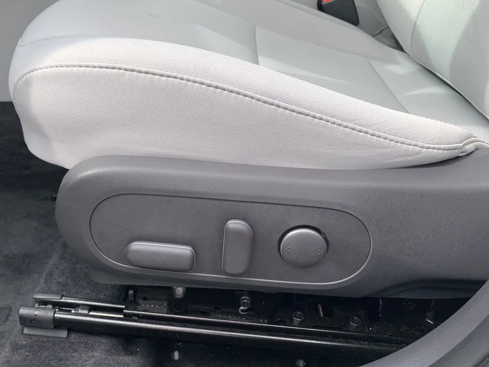 Used 2025 Hyundai Kona SEL image 22