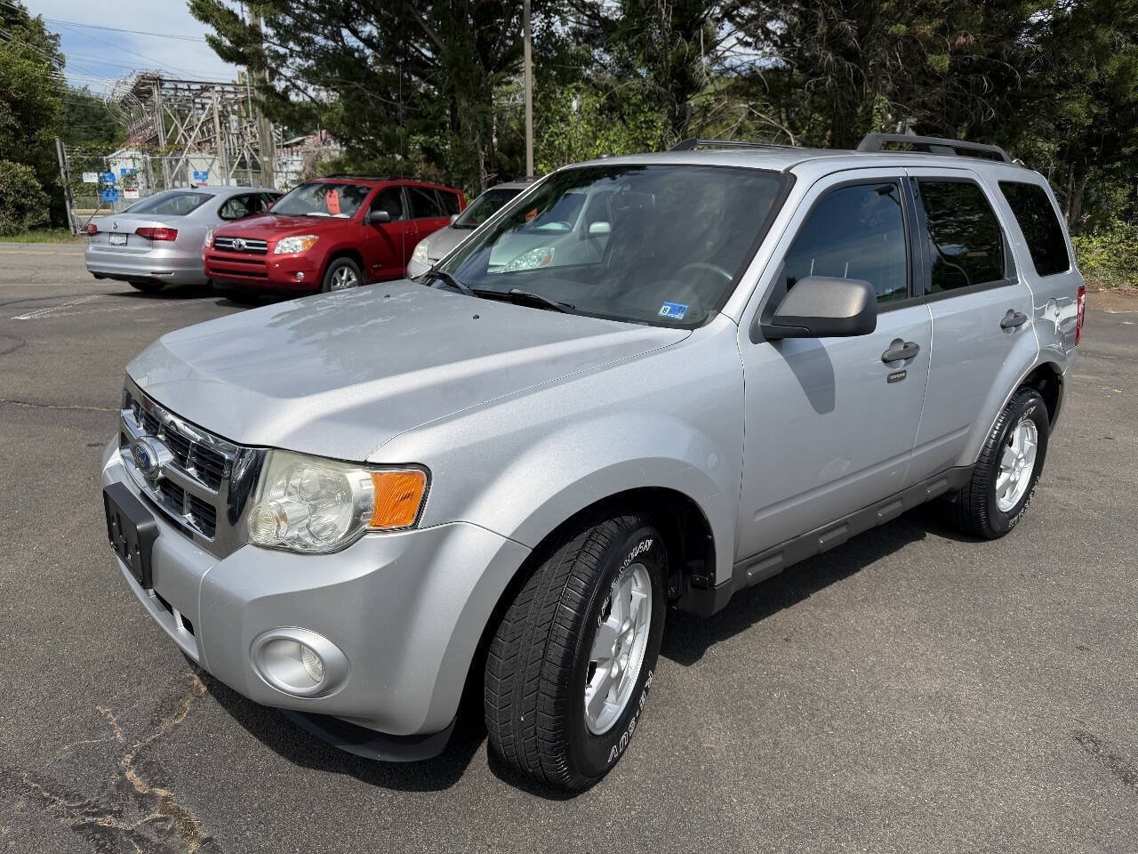 Used 2011 Ford Escape XLT AWD/4WD image 3