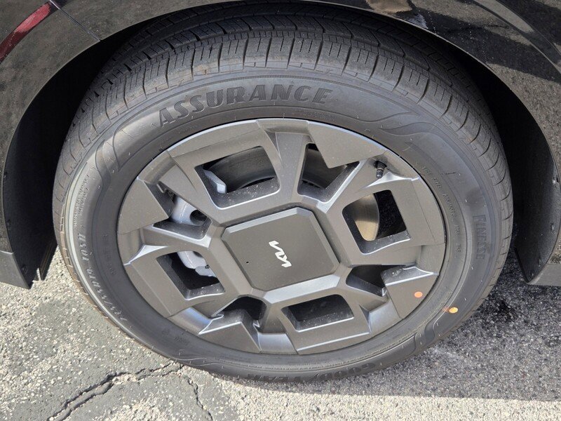 New 2026 Kia Carnival SX FWD image 5