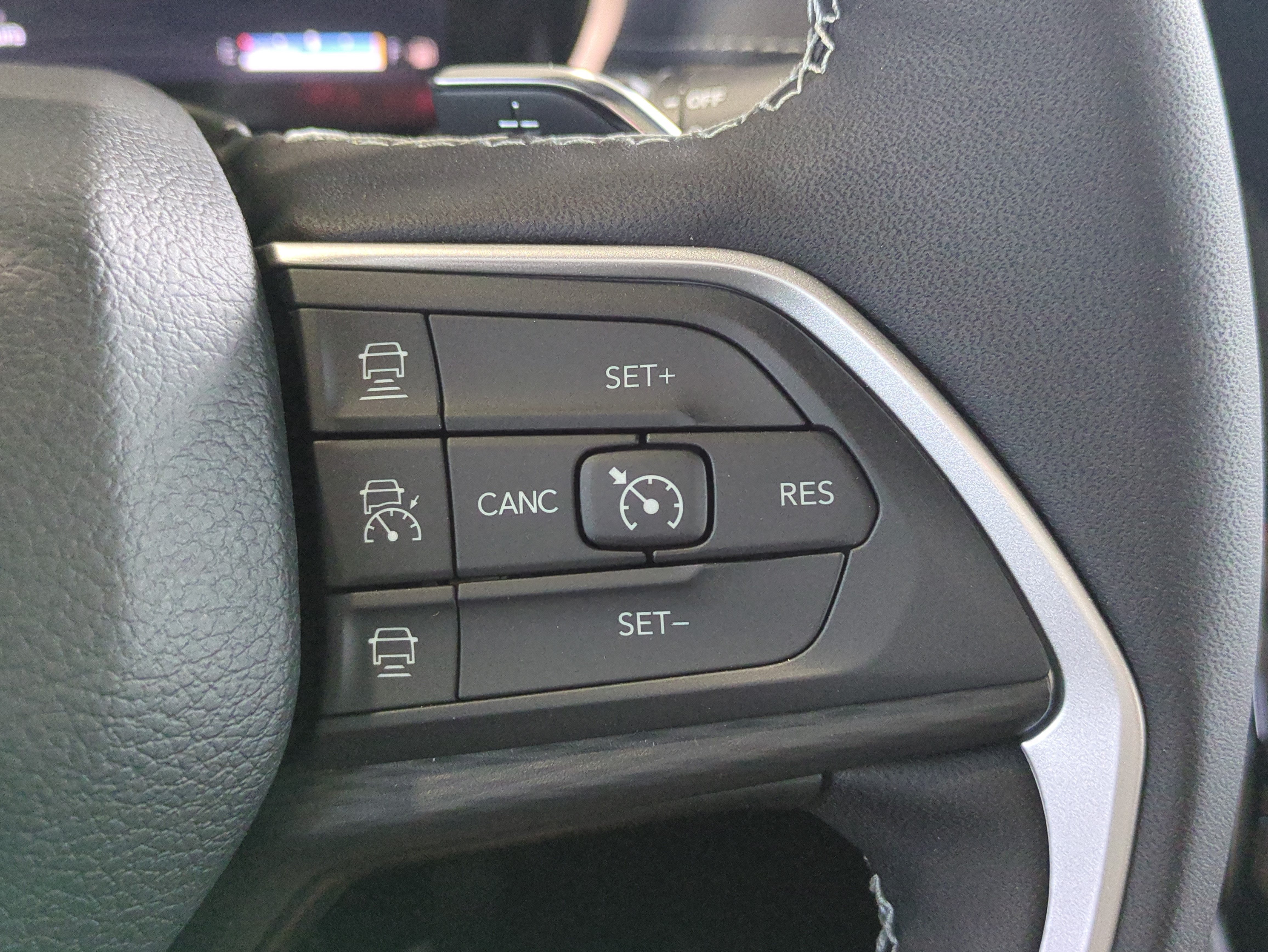 New 2025 Jeep Grand Cherokee L Altitude AWD/4WD image 28