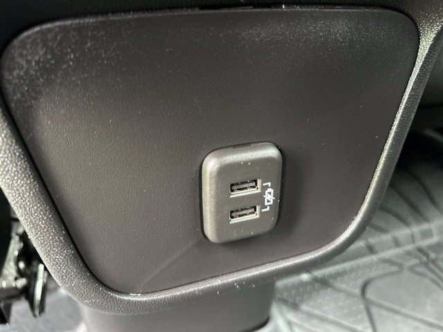 Used 2024 Chevrolet Equinox LT w/ LPO, Floor Liner Package AWD/4WD image 38