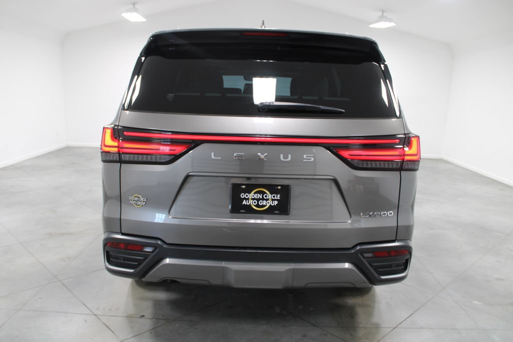 Used 2024 Lexus LX 600 4WD w/ Luxury Package image 8