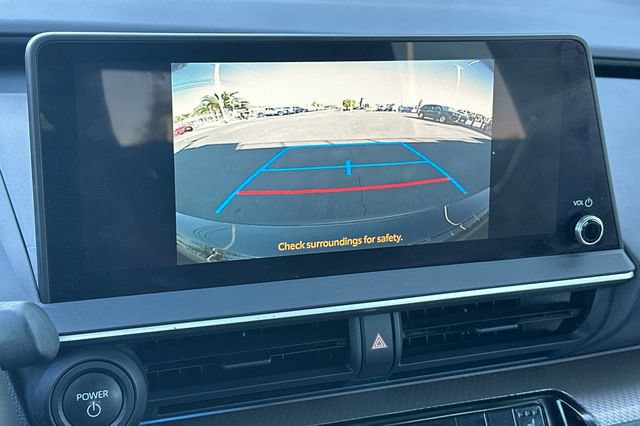Used 2023 Toyota Prius XLE FWD image 22