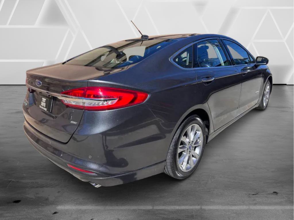 Used 2018 Ford Fusion Energi SE image 9