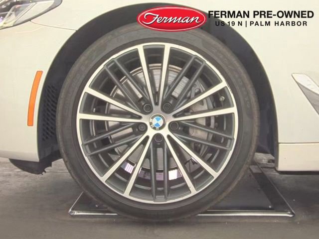 Used 2023 BMW 540i xDrive w/ Premium Package image 35